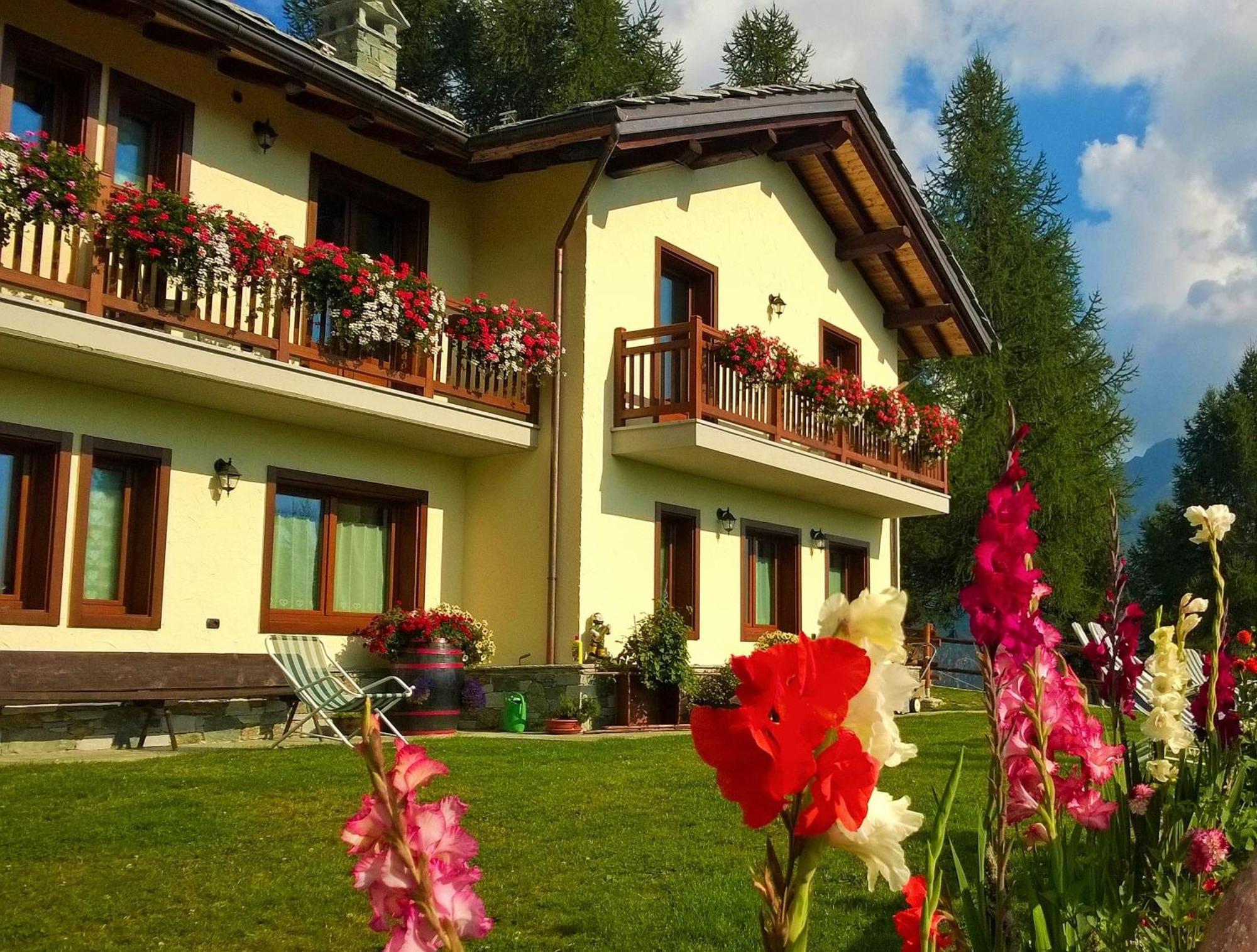 Gasthof Le Coin Des Melezes - Nature & Trek - In Di Montagna *
